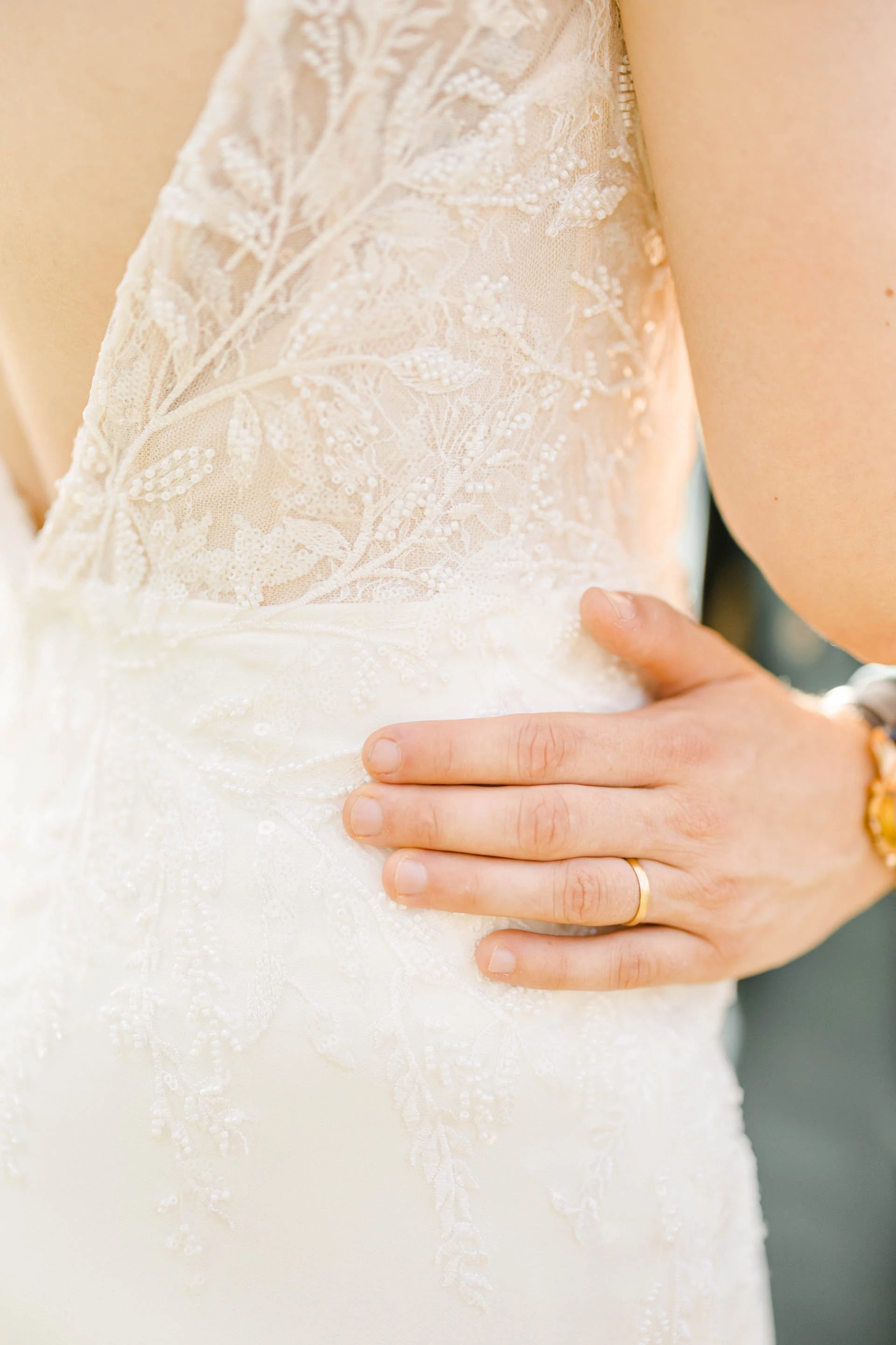 robe gris rose mariage couple